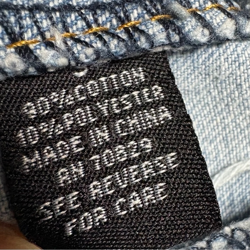 Carbon Screenprinted Graphic Denim Jacket | Light Wash | Size Small - Picture 13 of 14